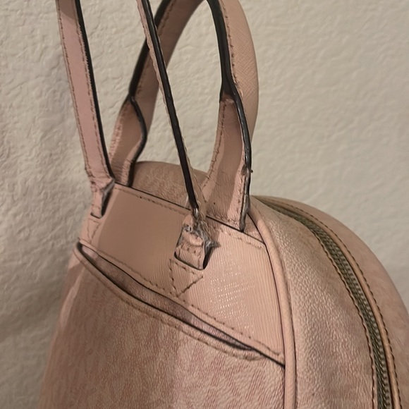 Michael Kors please check all picture of condition - Picture 10 of 17